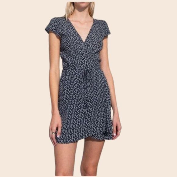 Brandy Melville Dresses & Skirts - Brandy Melville Navy Blue Floral Robbie Tie Wrap Dress